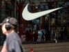 A Nike obtém as melhores estimativas, mesmo com as vendas na China caindo 12%; Varejista espera reembolso tarifário de US$ 986 milhões