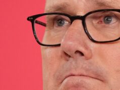 O primeiro-ministro do Reino Unido, Keir Starmer, deve delinear um plano de saída à medida que aumenta a pressão para sair