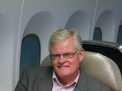Indústria de mídia australiana de luto após a morte do icônico apresentador de aviação Geoffrey Thomas