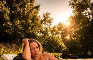 A veterinária da Playboy Kendra Wilkinson, 40, ficou com o coração partido ao enfrentar problemas na carreira anos depois de desistir do estilo de vida de companheiro de brincadeiras