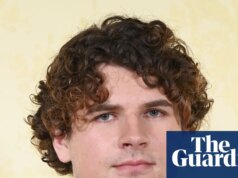 Kane Parsons se torna o cineasta mais jovem a estrear em primeiro lugar nos EUA com Backrooms