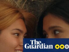 Crítica de Women Like Women – Romance adolescente sáfico é um bocejo precioso e previsível