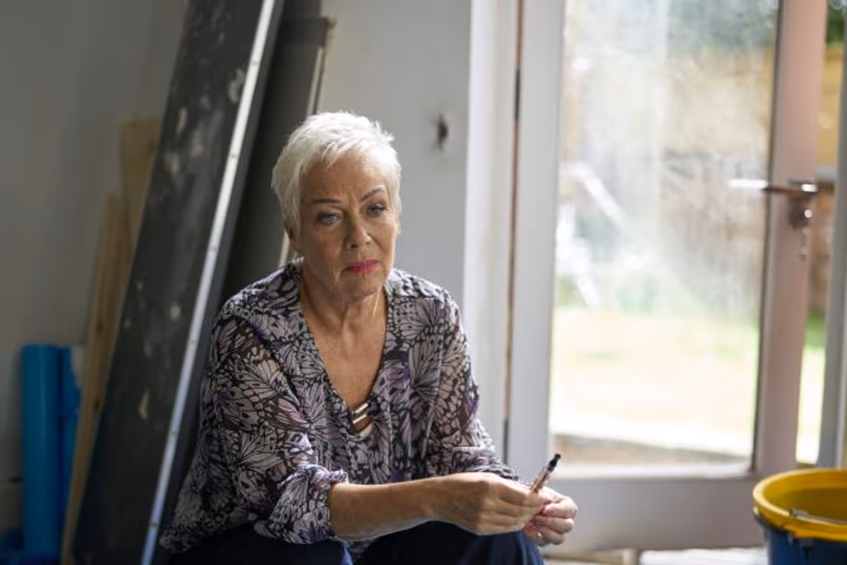 Denise Welch retorna às raízes enquanto provoca novo emprego após o sucesso do Channel 4