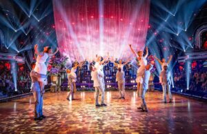 A ex-estrela do Strictly afirma que a BBC ‘se livrou da madeira morta’ ao despedir dançarinos profissionais