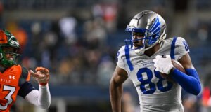 Relatório: Broncos contratando estrela da UFL WR Hakeem Butler