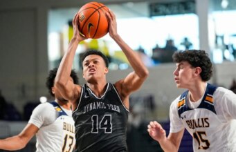 O ala 5 estrelas Ryan Hampton se compromete com Kentucky
