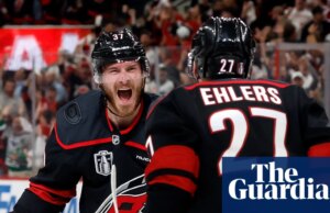 Carolina consegue uma vitória na Stanley Cup depois que a primeira linha ultrapassa Las Vegas