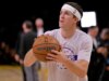 Relatórios: Austin Reaves assinará contrato de 4 anos e US$ 185 milhões com o Lakers