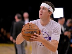 Relatórios: Austin Reaves assinará contrato de 4 anos e US$ 185 milhões com o Lakers