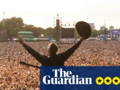Crítica de Garth Brooks – fãs desmaiados comparecem ao ingresso mais quente do horário de verão britânico