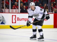 D Brandt Clarke recompensado por Kings com contrato de US$ 37 milhões por 5 anos