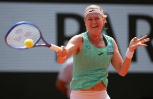 Marie Bouzkova conquista o título do Nottingham Open