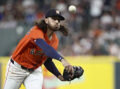 Astros e Spencer Arrighetti buscam raspar Royals em dificuldades
