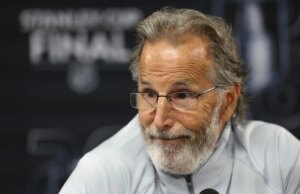John Tortorella deixa de ser técnico dos Golden Knights