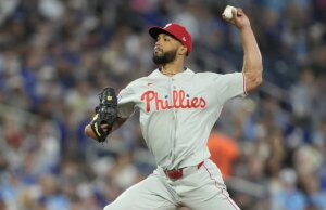 Atrás de Cristopher Sanchez, Phillies Chase Collection vence contra Brewers