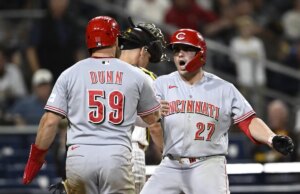 Sal Stewart acerta o residence run em 11º e os Reds vencem os Padres