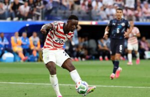 Dois gols de Folarin Balogun levam os EUA à goleada de abertura da Copa do Mundo