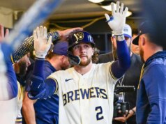 Guardiões com lesões esgotadas pretendem desencadear o ataque contra os Brewers