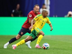 África do Sul se reúne para empatar com a República Tcheca no gol de Teboho Mokoena