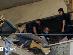 Israel ataca subúrbio de Beirute dias após trégua mediada pelos EUA