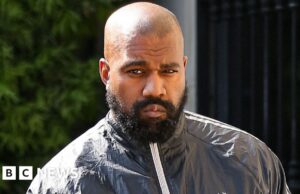 Modelo que alega que Kanye West a sufocou diz à BBC que se sentiu “sufocada e assustada”
