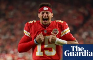 Chiefs assinam com Patrick Mahomes um contrato reestruturado no valor de mais de US$ 500 milhões