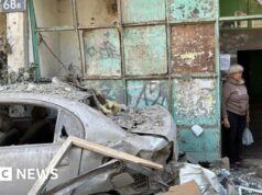 ‘Toda a Ucrânia está de luto’ após os ataques, mas a vida em Kiev continua