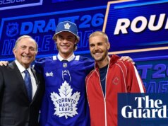 Gavin McKenna, de Yukon, torna-se o segundo jogador indígena selecionado como número 1 no draft da NHL