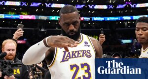 LeBron James supostamente deixando o Lakers, abrindo portas para a união com Curry no Warriors