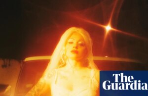 ‘Perigoso por ser livre’: Mon Laferte denuncia a injustiça como a maior estrela do Chile