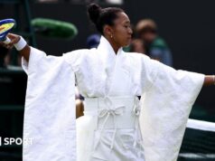 Osaka ‘presta amor e respeito ao Japão’ em quimono de Wimbledon