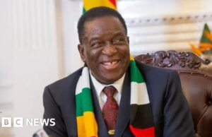 Deputados do Zimbabué aprovam lei para prolongar o tempo do presidente no poder
