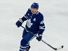 Morgan Rielly recebeu uma lista de quatro equipes