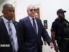 O bilionário Leon Black abandona a audiência de investigação de Epstein