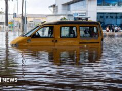 Inundações atingem a capital de Gana matando 13 pessoas – com previsão de outra tempestade