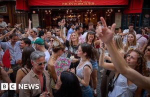 França proíbe consumo de álcool em eventos de festivais de música sob alerta vermelho de onda de calor