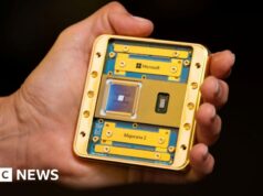Microsoft diz que novo chip quântico é 1.000 vezes mais confiável que seu antecessor