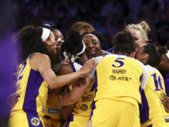 WNBA: Nneka Ogwumike atinge a campainha 3 enquanto Sparks vence Liberty