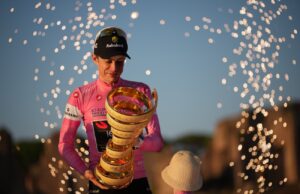 Jonas Vingegaard vence o Giro d’Italia e completa 3 Grand Excursions