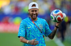 Lesionado, as dúvidas de Neymar na Copa do Mundo continuam para o Brasil