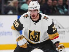 Smith, Korczak e Bowman entram na escalação dos Golden Knights para o Jogo 6