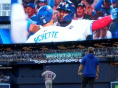 Imagens e sons do retorno de Bo Bichette a Toronto