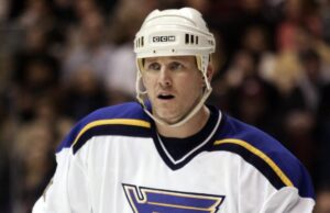 Keith Tkachuk eleito para o Hockey Corridor of Fame depois que seus filhos se tornaram companheiros de equipe da NHL