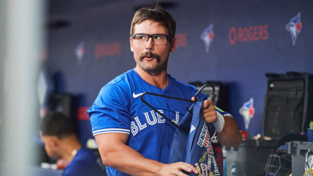 Davis-Schneider-Blue-Jays-Dugout.jpg