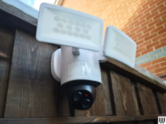 Acabei de ver que a câmera de segurança Floodlight da Eufy está mais barata do que nunca (2026)
