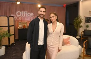 Jennifer Lopez e Brett Goldstein respondem a rumores de namoro