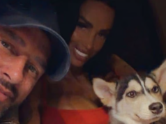 Katie Worth criticada pela PETA por comprar um cachorrinho de £ 2 mil após a história de morte de seus animais de estimação: ‘Um novo ponto baixo’