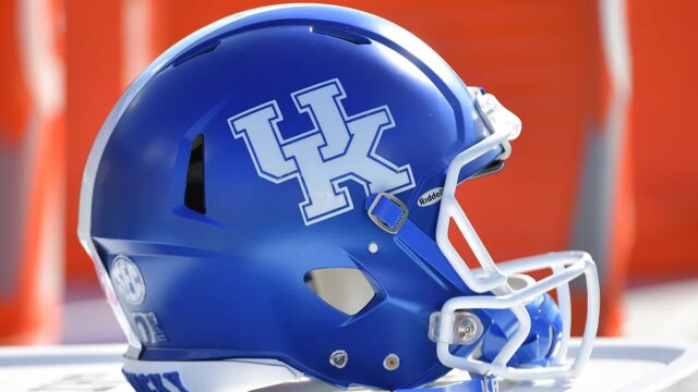 Kentucky-football-REUTERS.jpg
