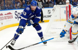 Maple Leafs trabalhando em sign-and-trade para Darren Raddysh do Lightning