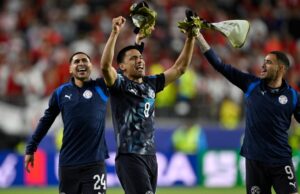 Paraguai elimina Turkiye apesar de estar reduzido a ten homens